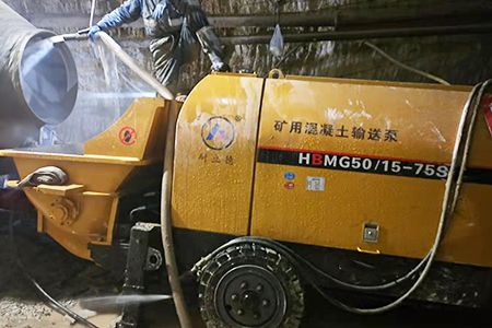 矿用混凝土泵-远程1000米快捷输送，助力矿山工程建设！[泵泵达]